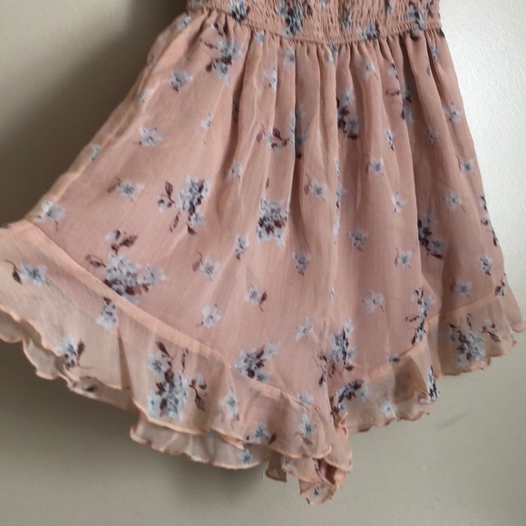 Showpo Pink Floral Strapless Romper - Picture 5 of 6